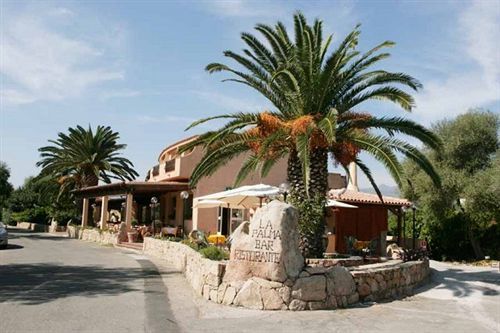 Hotel La Palma Сан-Теодоро Экстерьер фото